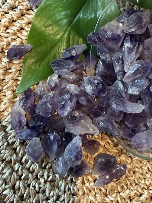 Hovedbilde Ametyst rå point 1-1,5 cm, Brasil