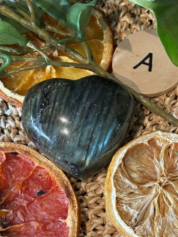 Labradoritt hjerte 4-6 cm 